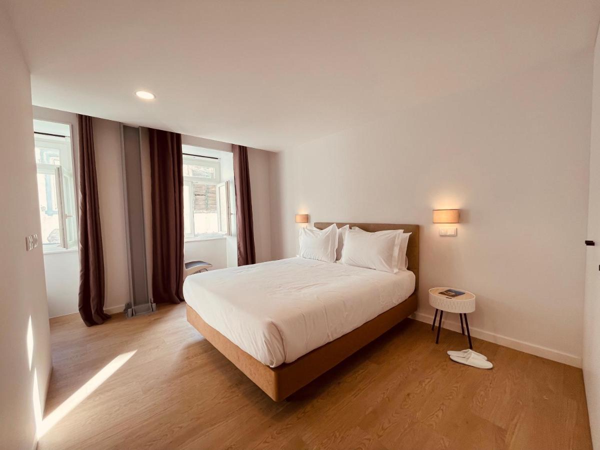 Living Funchal Executive Apartment Bagian luar foto